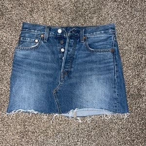 Levis denim skirt